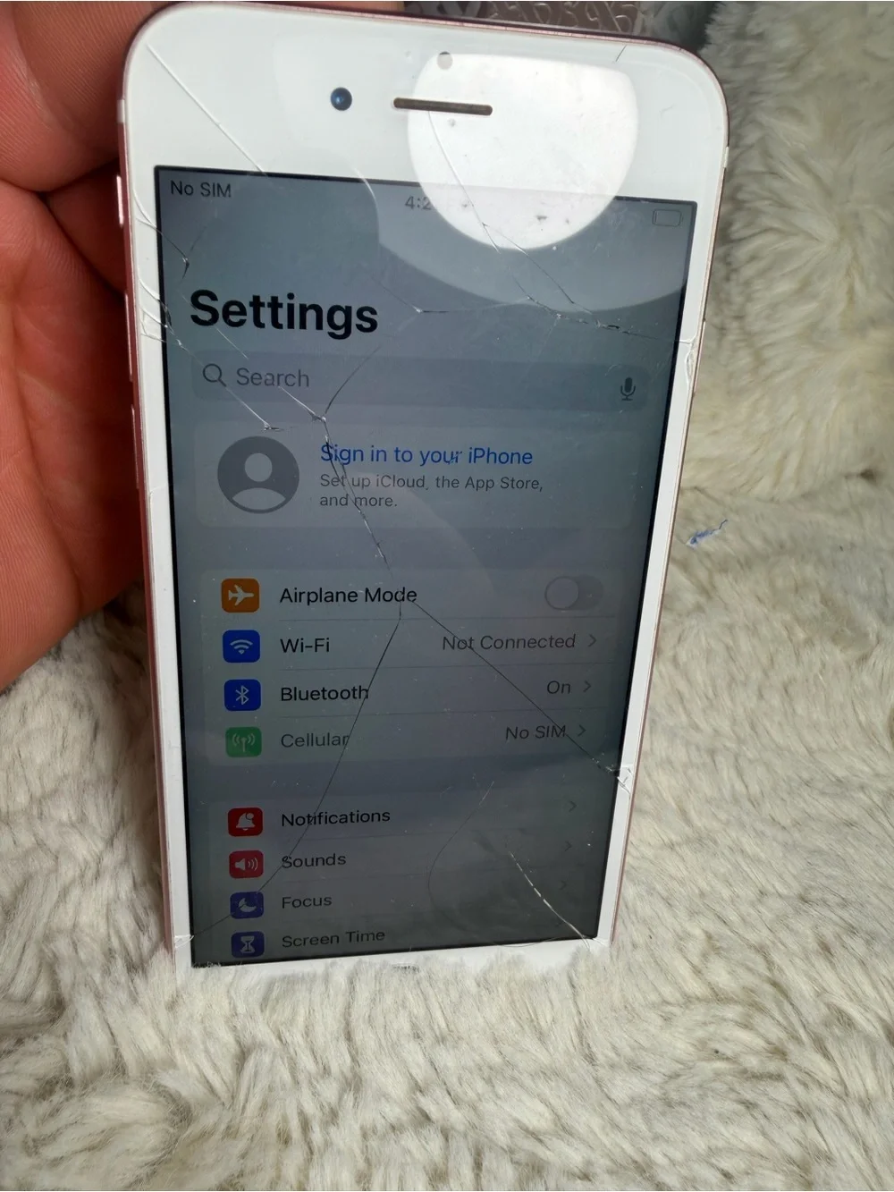 Apple iPhone 6s Rose Gold 64gb  for parts or repair